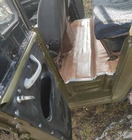 Зеленый УАЗ 31512, объемом двигателя 2.4 л и пробегом 85 тыс. км за 3300 $, фото 7 на Automoto.ua