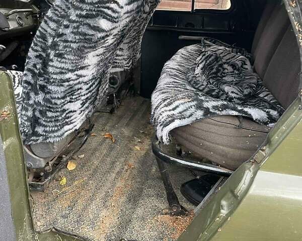 Зеленый УАЗ 31512, объемом двигателя 2.4 л и пробегом 45 тыс. км за 1700 $, фото 2 на Automoto.ua