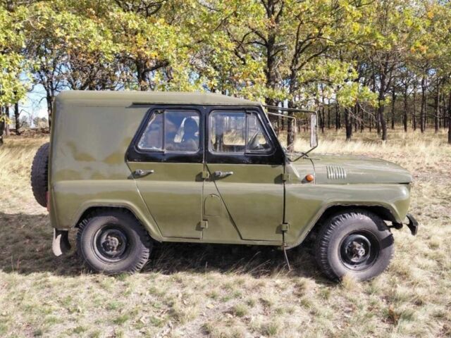 Зеленый УАЗ 31512, объемом двигателя 2.4 л и пробегом 20 тыс. км за 2500 $, фото 4 на Automoto.ua