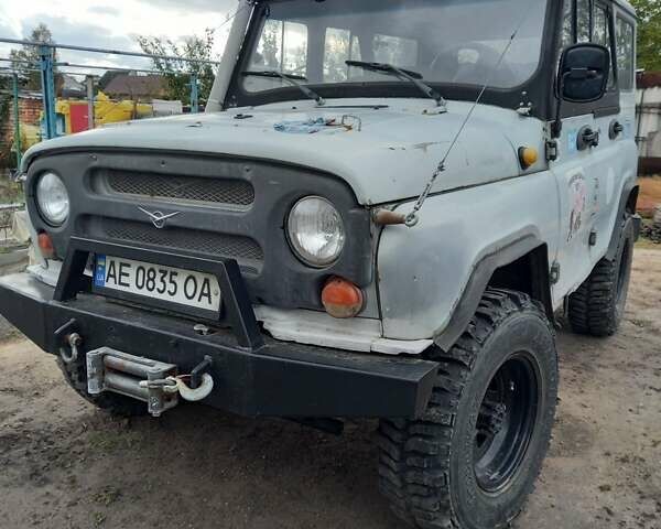 Серый УАЗ 31514, объемом двигателя 2.4 л и пробегом 250 тыс. км за 3500 $, фото 1 на Automoto.ua