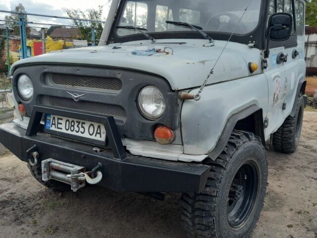 Серый УАЗ 31514, объемом двигателя 2.4 л и пробегом 250 тыс. км за 3500 $, фото 2 на Automoto.ua