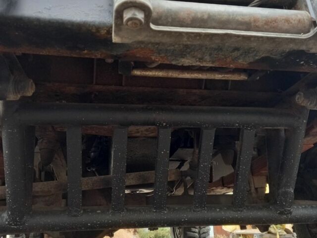 Серый УАЗ 31514, объемом двигателя 2.4 л и пробегом 250 тыс. км за 3500 $, фото 4 на Automoto.ua