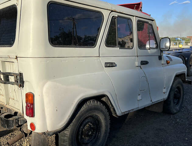 Серый УАЗ 31514, объемом двигателя 2.4 л и пробегом 60 тыс. км за 3000 $, фото 3 на Automoto.ua