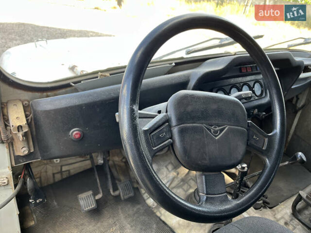 Серый УАЗ 31514, объемом двигателя 2.4 л и пробегом 60 тыс. км за 3000 $, фото 8 на Automoto.ua