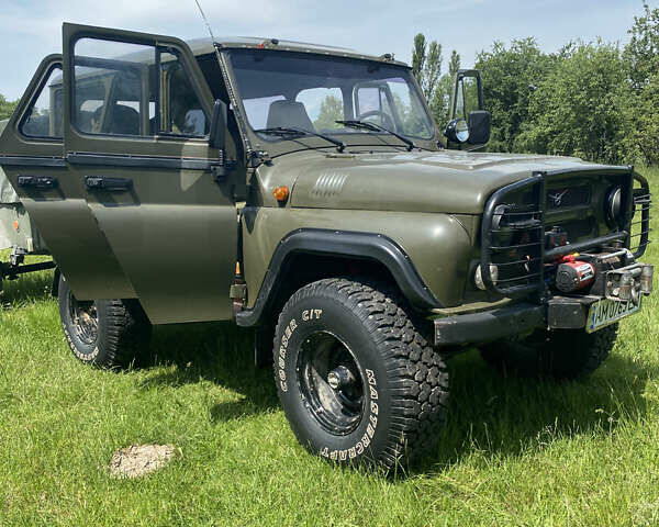 Зелений УАЗ 31514, об'ємом двигуна 2.45 л та пробігом 22 тис. км за 8000 $, фото 11 на Automoto.ua