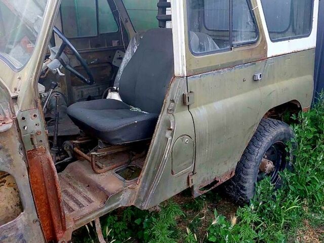 Зеленый УАЗ 31514, объемом двигателя 2.4 л и пробегом 0 тыс. км за 1750 $, фото 2 на Automoto.ua
