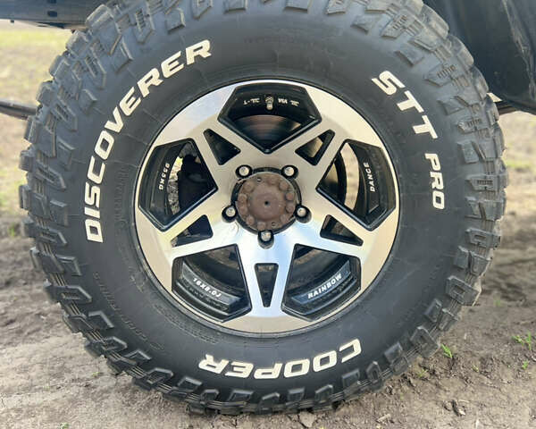 Серый УАЗ 31519, объемом двигателя 2.66 л и пробегом 88 тыс. км за 9000 $, фото 6 на Automoto.ua