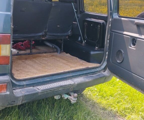 Синий УАЗ 3160, объемом двигателя 2.7 л и пробегом 90 тыс. км за 2000 $, фото 1 на Automoto.ua