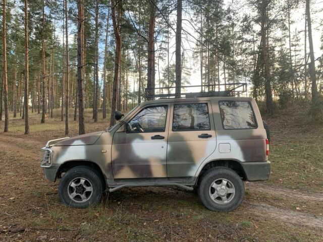 Зеленый УАЗ 3160, объемом двигателя 2.7 л и пробегом 90 тыс. км за 2700 $, фото 1 на Automoto.ua