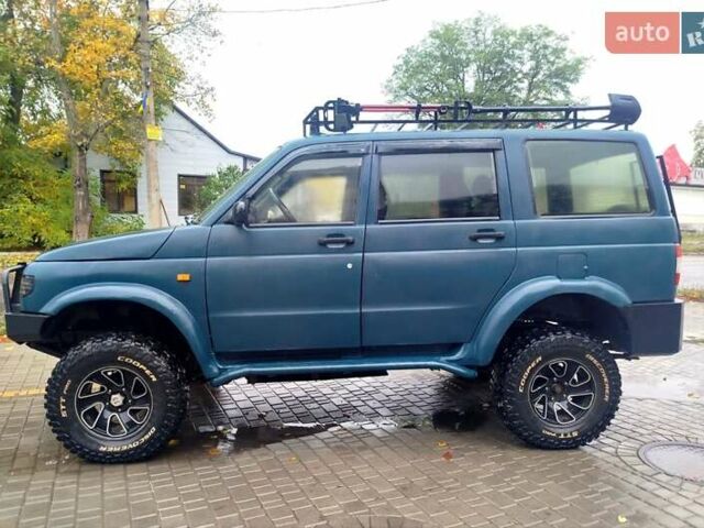 Зелений УАЗ 3160/3162, об'ємом двигуна 2.7 л та пробігом 250 тис. км за 5000 $, фото 2 на Automoto.ua