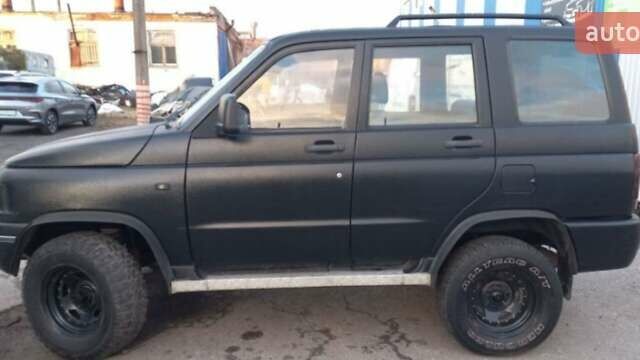 Чорний УАЗ 3160 Симбир, об'ємом двигуна 2.9 л та пробігом 93 тис. км за 3500 $, фото 12 на Automoto.ua