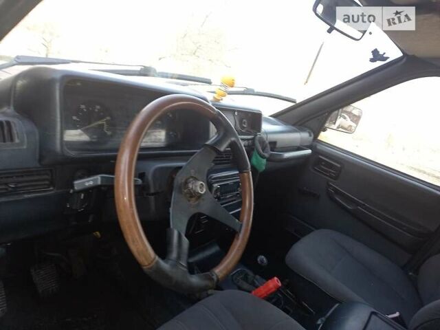 УАЗ 3160 Симбир, объемом двигателя 2.9 л и пробегом 200 тыс. км за 2700 $, фото 12 на Automoto.ua