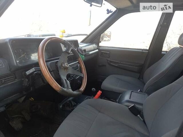 УАЗ 3160 Симбир, объемом двигателя 2.9 л и пробегом 200 тыс. км за 2700 $, фото 10 на Automoto.ua