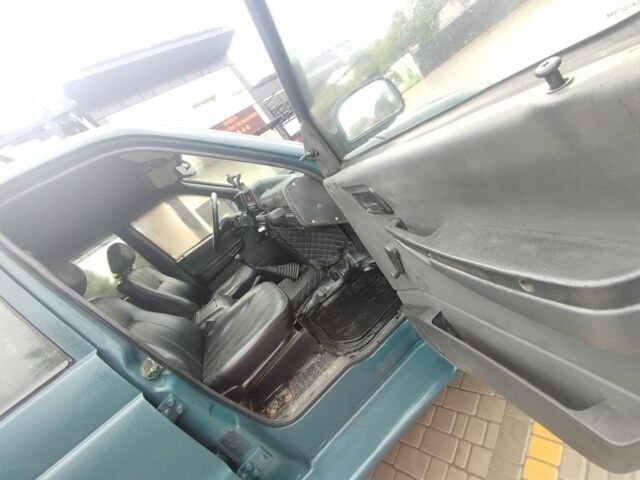 УАЗ 3162 Сімбир 2004 у Первомайськ на Automoto.ua Синій УАЗ 3162 Сімбир, об'ємом двигуна 2.7 л та пробігом 220 тис. км за 5000 $, фото 17 на Automoto.ua