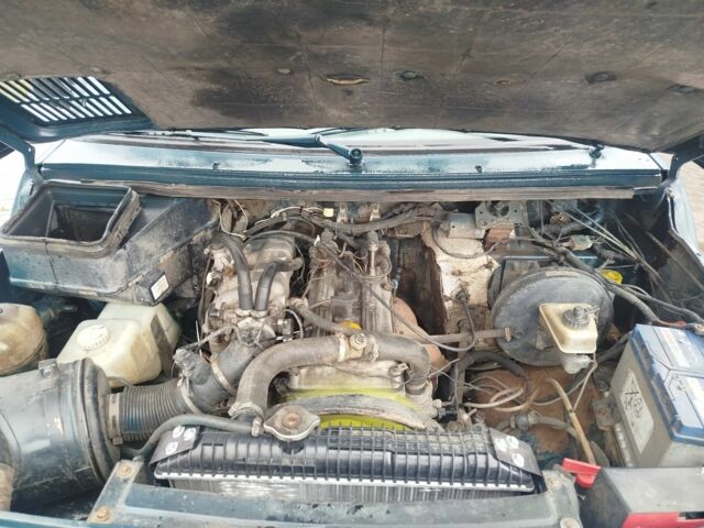 УАЗ 3162 Сімбир 2004 у Первомайськ на Automoto.ua Синій УАЗ 3162 Сімбир, об'ємом двигуна 2.7 л та пробігом 220 тис. км за 5000 $, фото 13 на Automoto.ua