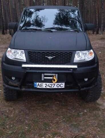 Черный УАЗ 3163, объемом двигателя 2.2 л и пробегом 50 тыс. км за 4500 $, фото 4 на Automoto.ua