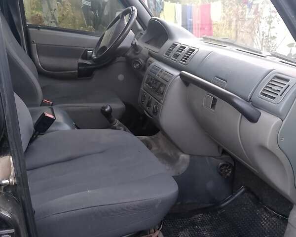 Чорний УАЗ 3163, об'ємом двигуна 2.4 л та пробігом 130 тис. км за 2600 $, фото 11 на Automoto.ua