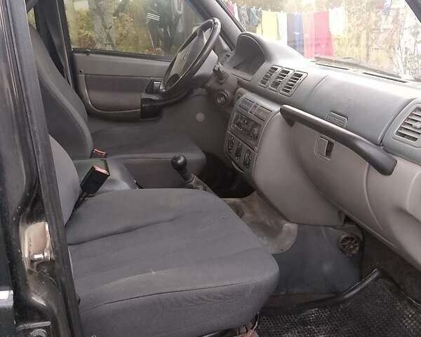 Чорний УАЗ 3163, об'ємом двигуна 2.4 л та пробігом 130 тис. км за 2600 $, фото 9 на Automoto.ua