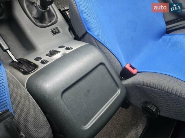 Серый УАЗ 3163, объемом двигателя 2.69 л и пробегом 29 тыс. км за 6900 $, фото 69 на Automoto.ua