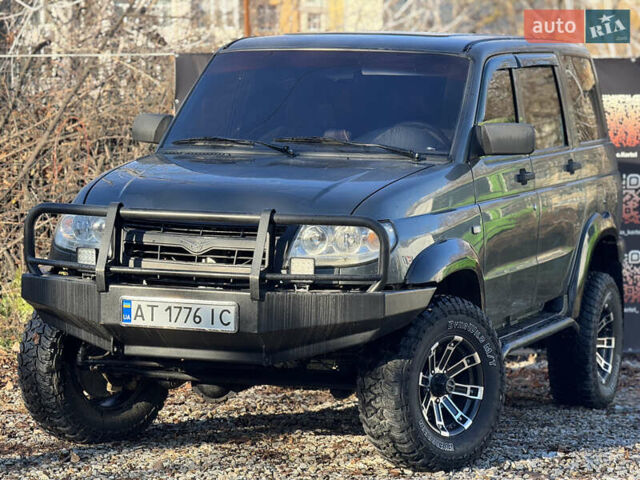 Сірий УАЗ 3163, об'ємом двигуна 2.7 л та пробігом 75 тис. км за 6299 $, фото 1 на Automoto.ua