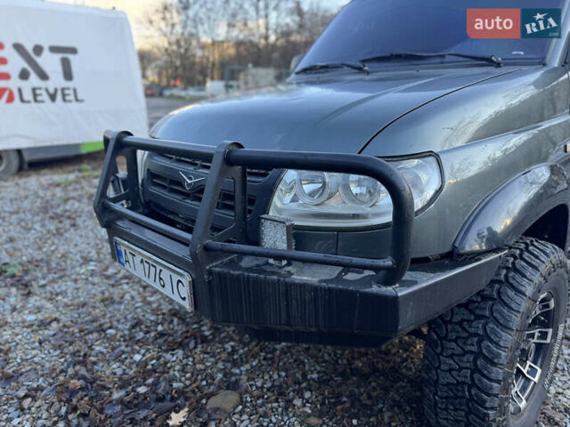 Сірий УАЗ 3163, об'ємом двигуна 2.7 л та пробігом 75 тис. км за 6299 $, фото 15 на Automoto.ua