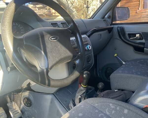 Сірий УАЗ 3163, об'ємом двигуна 3 л та пробігом 120 тис. км за 3800 $, фото 6 на Automoto.ua