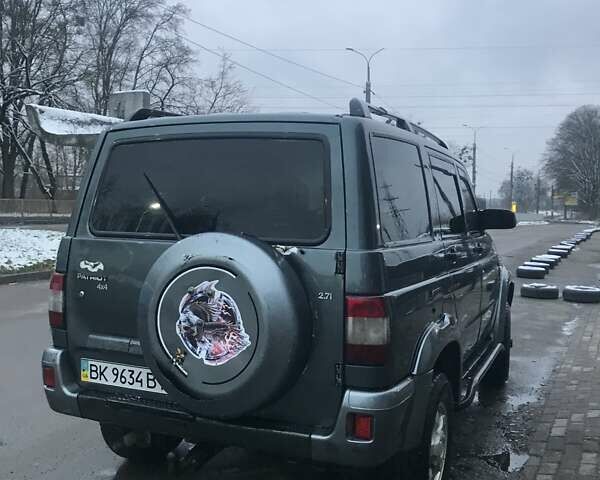 Зелений УАЗ 3163, об'ємом двигуна 2.69 л та пробігом 170 тис. км за 2900 $, фото 3 на Automoto.ua