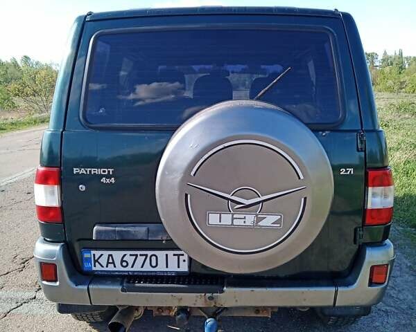 Зеленый УАЗ 3163, объемом двигателя 2.69 л и пробегом 75 тыс. км за 4800 $, фото 4 на Automoto.ua