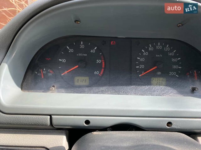 Зеленый УАЗ 3163, объемом двигателя 2.7 л и пробегом 274 тыс. км за 4500 $, фото 8 на Automoto.ua