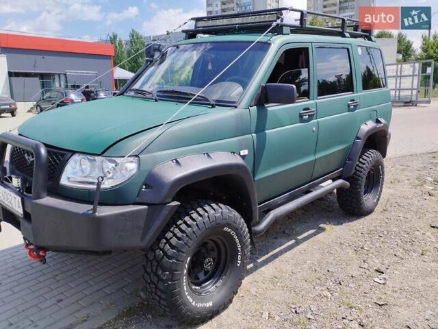 Зеленый УАЗ 3163, объемом двигателя 2.69 л и пробегом 122 тыс. км за 8700 $, фото 4 на Automoto.ua