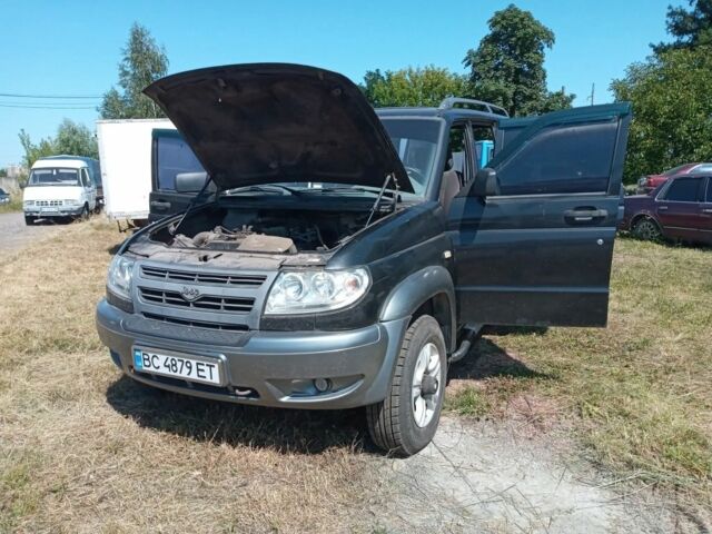 Чорний УАЗ 3163 Patriot, об'ємом двигуна 2.7 л та пробігом 230 тис. км за 3800 $, фото 2 на Automoto.ua