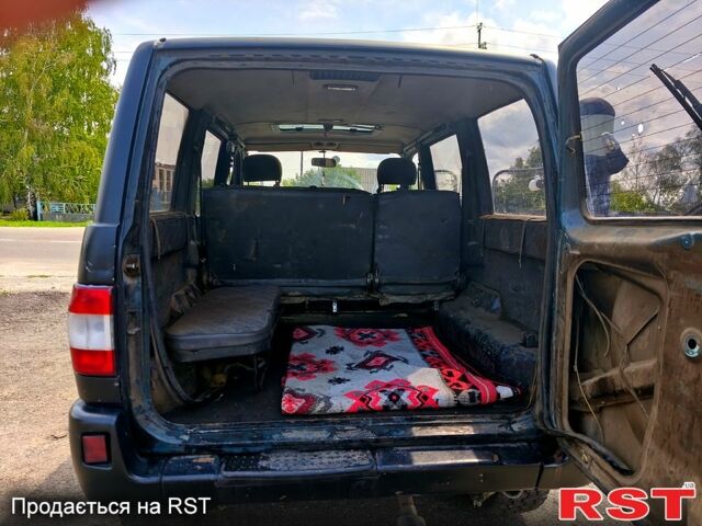 Черный УАЗ 3163 Patriot, объемом двигателя 2.8 л и пробегом 162 тыс. км за 2160 $, фото 11 на Automoto.ua