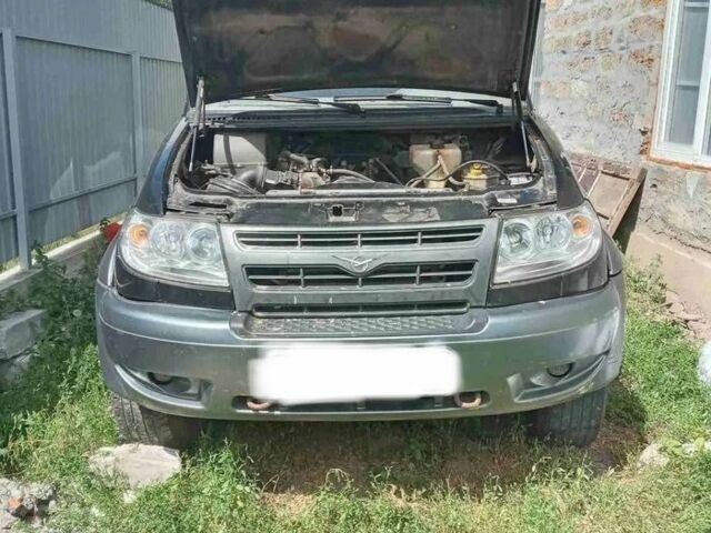 Черный УАЗ 3163 Patriot, объемом двигателя 2.7 л и пробегом 120 тыс. км за 1117 $, фото 4 на Automoto.ua