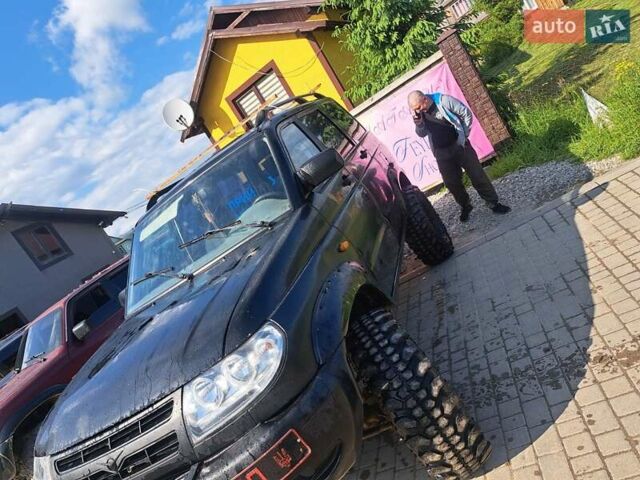 Черный УАЗ 3163 Patriot, объемом двигателя 2.69 л и пробегом 100 тыс. км за 3999 $, фото 6 на Automoto.ua