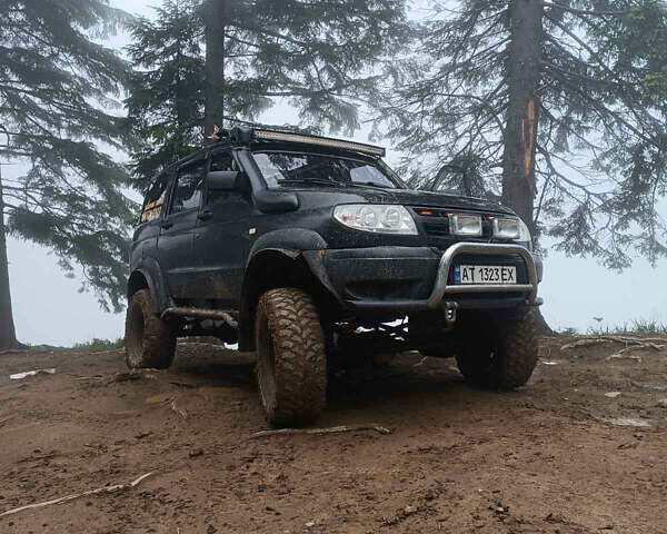 Черный УАЗ 3163 Patriot, объемом двигателя 2.69 л и пробегом 142 тыс. км за 5900 $, фото 3 на Automoto.ua