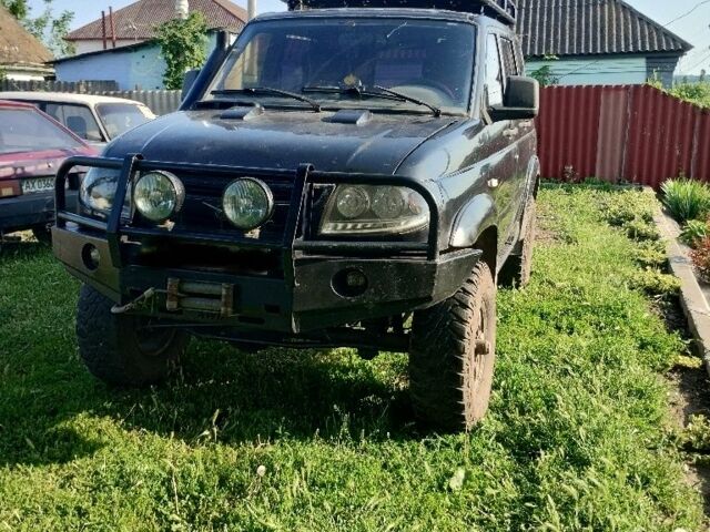 Черный УАЗ 3163 Patriot, объемом двигателя 2.7 л и пробегом 225 тыс. км за 5000 $, фото 3 на Automoto.ua