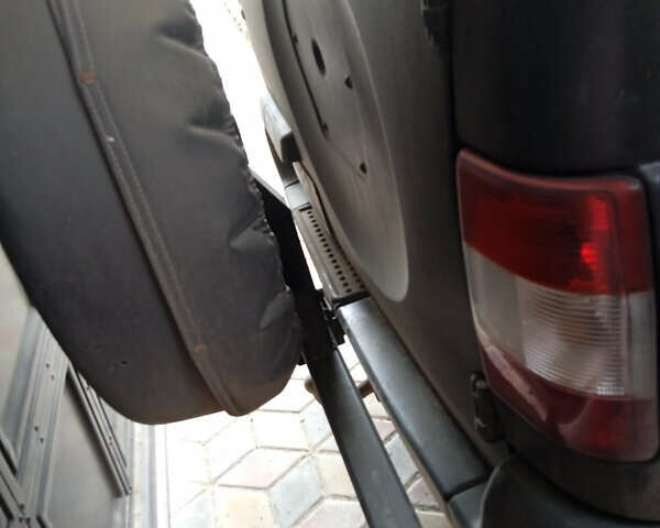 Черный УАЗ 3163 Patriot, объемом двигателя 2.69 л и пробегом 142 тыс. км за 4300 $, фото 16 на Automoto.ua