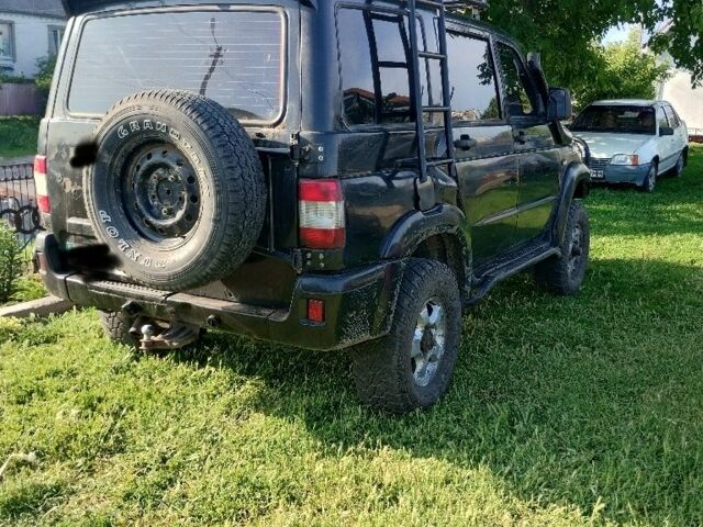 Черный УАЗ 3163 Patriot, объемом двигателя 2.7 л и пробегом 225 тыс. км за 5000 $, фото 1 на Automoto.ua