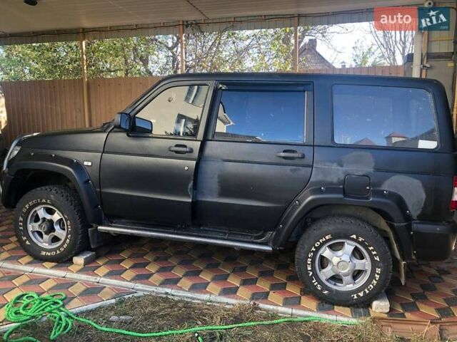 Черный УАЗ 3163 Patriot, объемом двигателя 2.69 л и пробегом 142 тыс. км за 4300 $, фото 1 на Automoto.ua