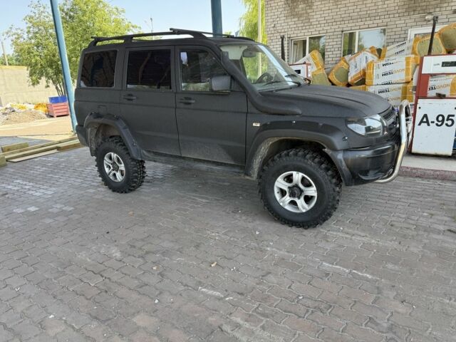Черный УАЗ 3163 Patriot, объемом двигателя 2.7 л и пробегом 122 тыс. км за 5000 $, фото 7 на Automoto.ua