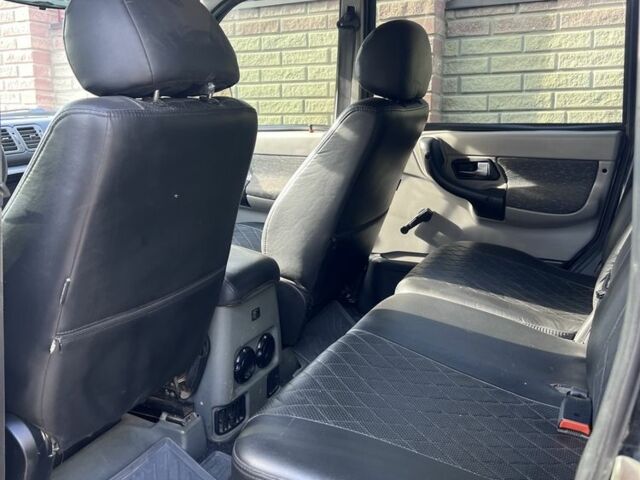 Черный УАЗ 3163 Patriot, объемом двигателя 2.7 л и пробегом 2 тыс. км за 2640 $, фото 4 на Automoto.ua