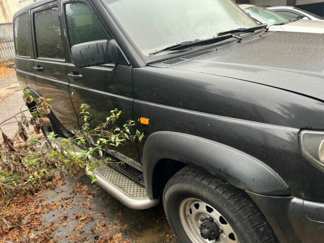 Черный УАЗ 3163 Patriot, объемом двигателя 2.7 л и пробегом 150 тыс. км за 3000 $, фото 1 на Automoto.ua