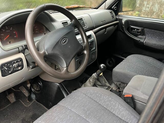 Черный УАЗ 3163 Patriot, объемом двигателя 2.7 л и пробегом 150 тыс. км за 3000 $, фото 4 на Automoto.ua