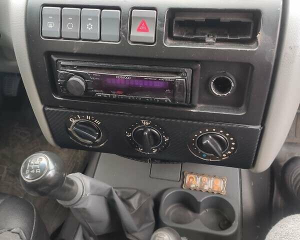 Чорний УАЗ 3163 Patriot, об'ємом двигуна 2.7 л та пробігом 178 тис. км за 4600 $, фото 4 на Automoto.ua
