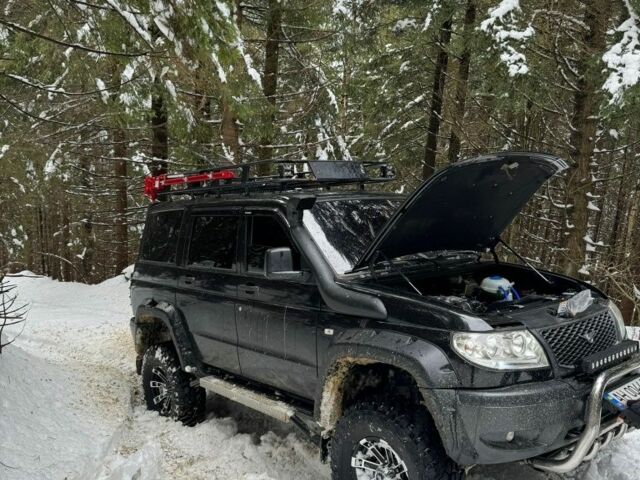 Черный УАЗ 3163 Patriot, объемом двигателя 2.7 л и пробегом 100 тыс. км за 10500 $, фото 6 на Automoto.ua