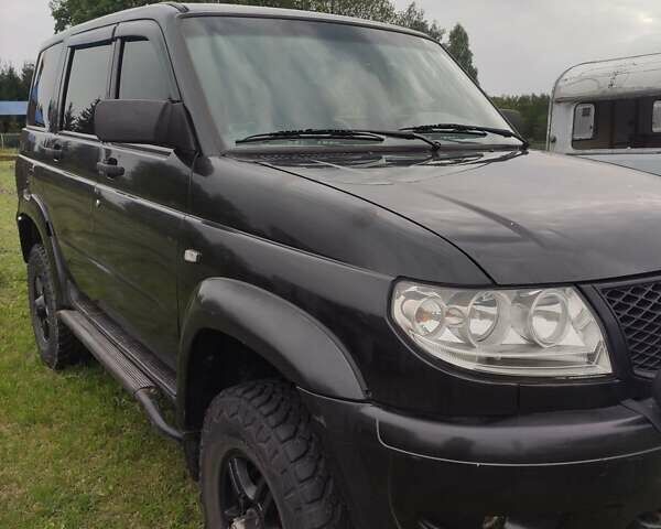 Чорний УАЗ 3163 Patriot, об'ємом двигуна 2.7 л та пробігом 178 тис. км за 4600 $, фото 1 на Automoto.ua