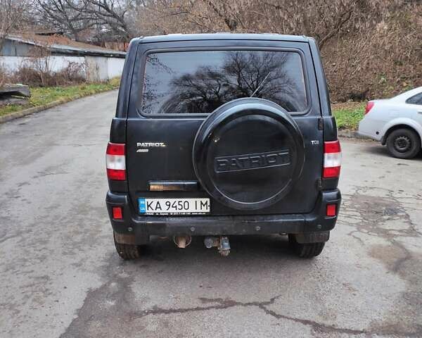 Черный УАЗ 3163 Patriot, объемом двигателя 2.24 л и пробегом 157 тыс. км за 6300 $, фото 2 на Automoto.ua
