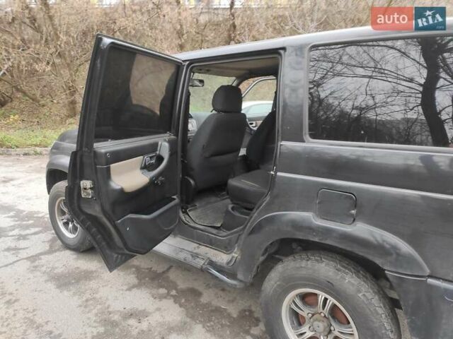 Черный УАЗ 3163 Patriot, объемом двигателя 2.24 л и пробегом 157 тыс. км за 6300 $, фото 8 на Automoto.ua