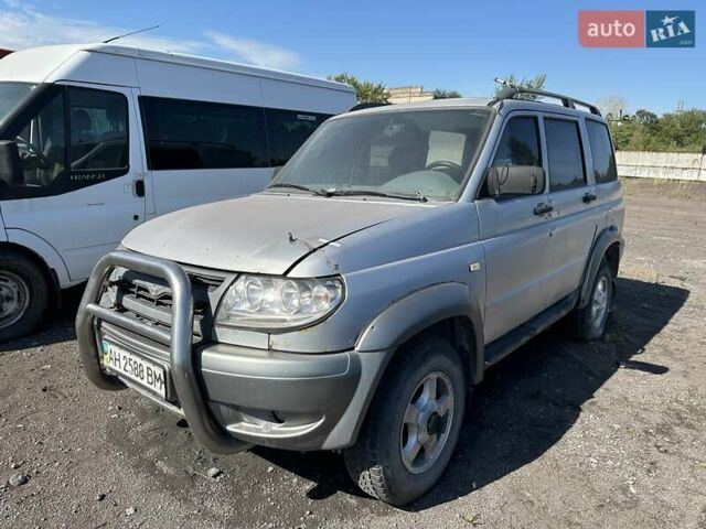 УАЗ 3163 Patriot 2006 в Покровск (Красноармейск) на Automoto.ua Серый УАЗ 3163 Patriot, объемом двигателя 2.69 л и пробегом 755 тыс. км за 3464 $, фото 1 на Automoto.ua