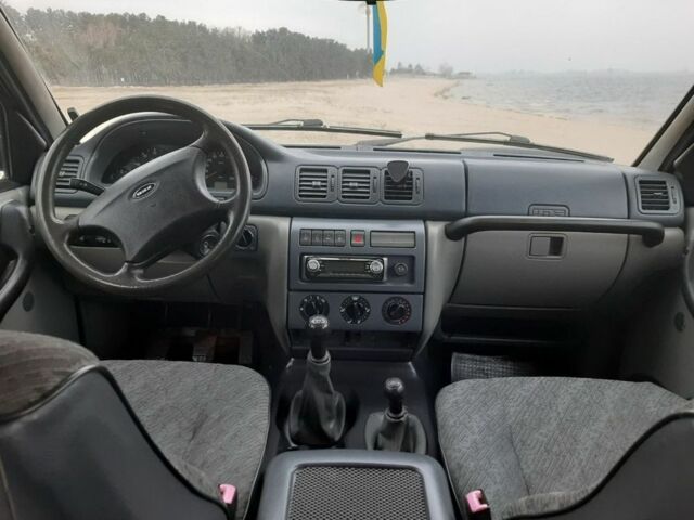 Сірий УАЗ 3163 Patriot, об'ємом двигуна 2.7 л та пробігом 100 тис. км за 5400 $, фото 7 на Automoto.ua